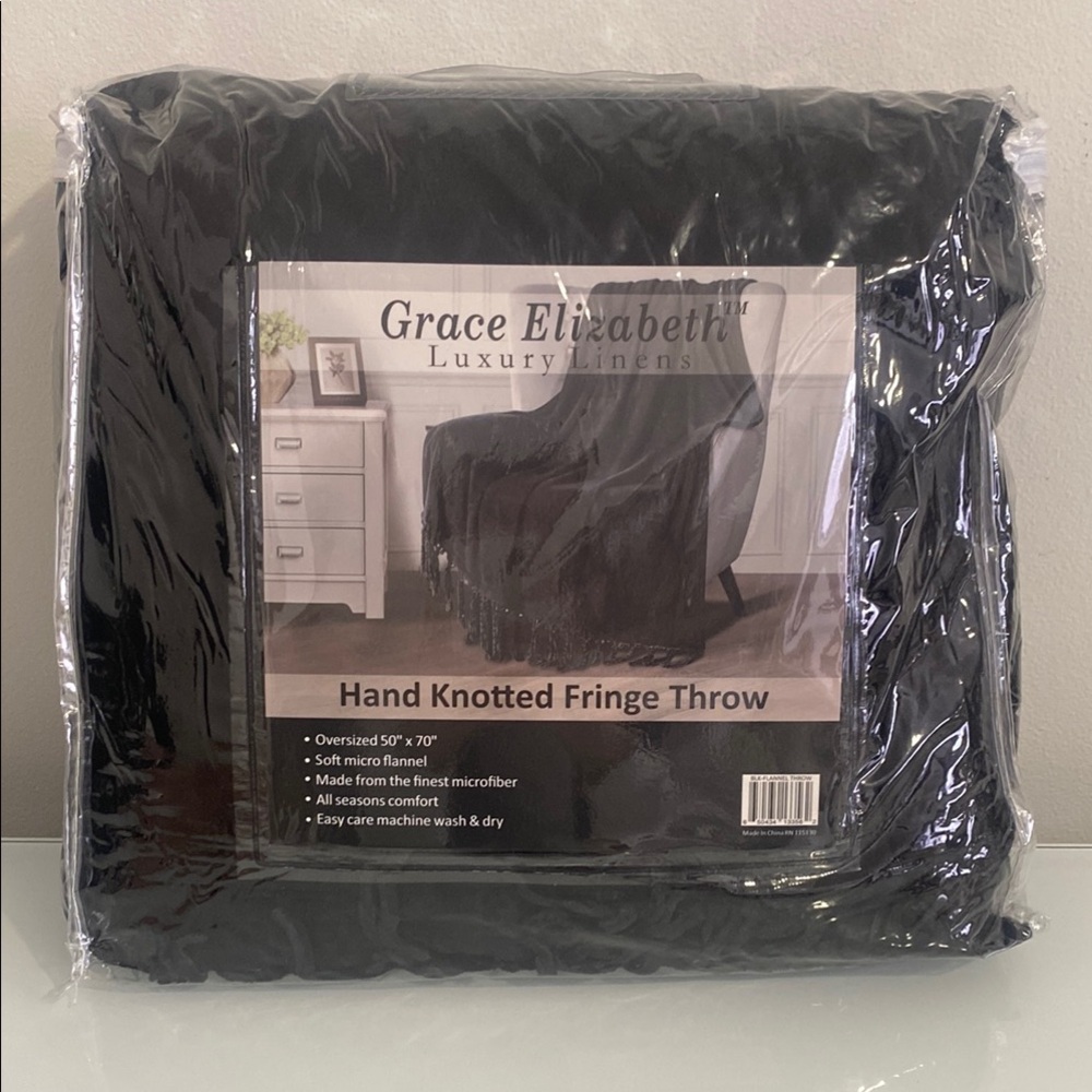 Grace Elizabeth - Black Knotted Fringe Soft Throw Blanket